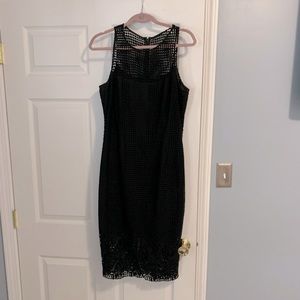 Very pretty black dress!
